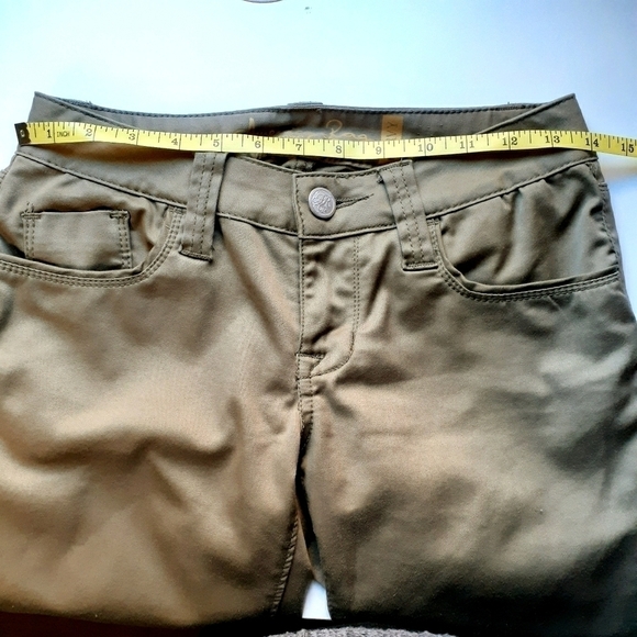American Rag Cie Olive Curvy Skinny Jeans Size 1R - Picture 12 of 13